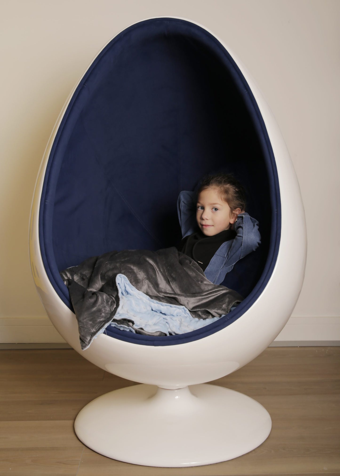 Pod Ball Chair Sensory Retro Egg Shape 136cm