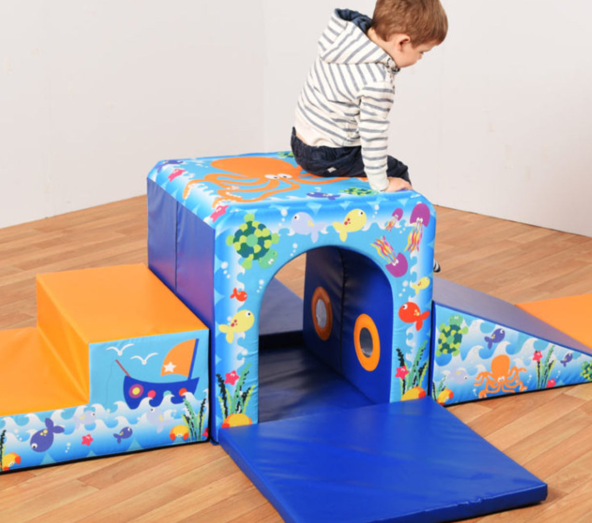 Soft Tunnel Climber Soft Play Set With Mats