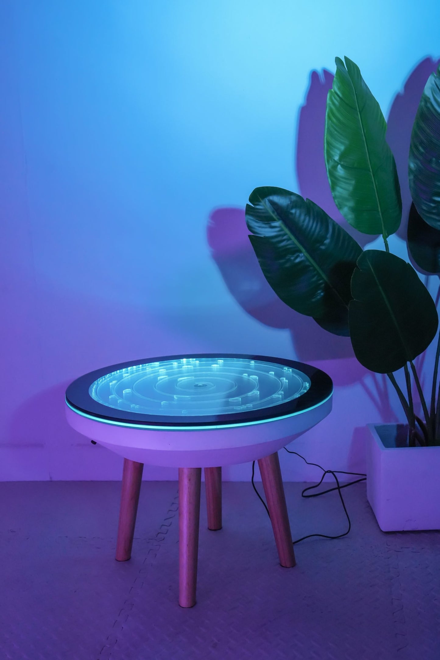 Maze Bubble Table