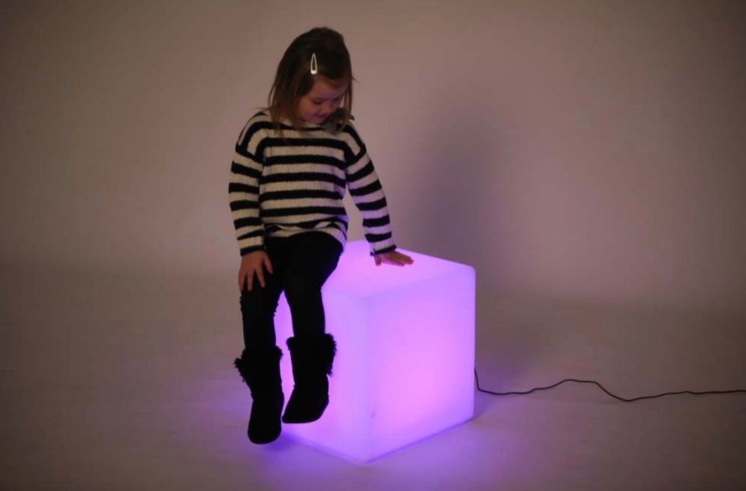 Colour changing mood Cube stool 30m